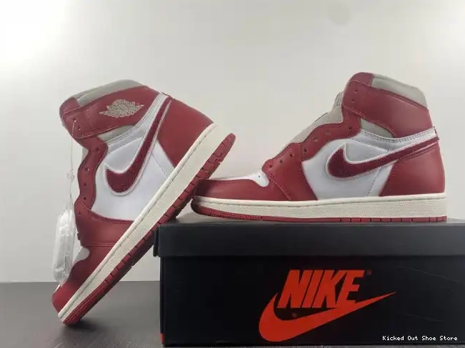 Kick Theory Newstalgia Jordan DJ4891-061 High (W) 1 OG Chenille 0507